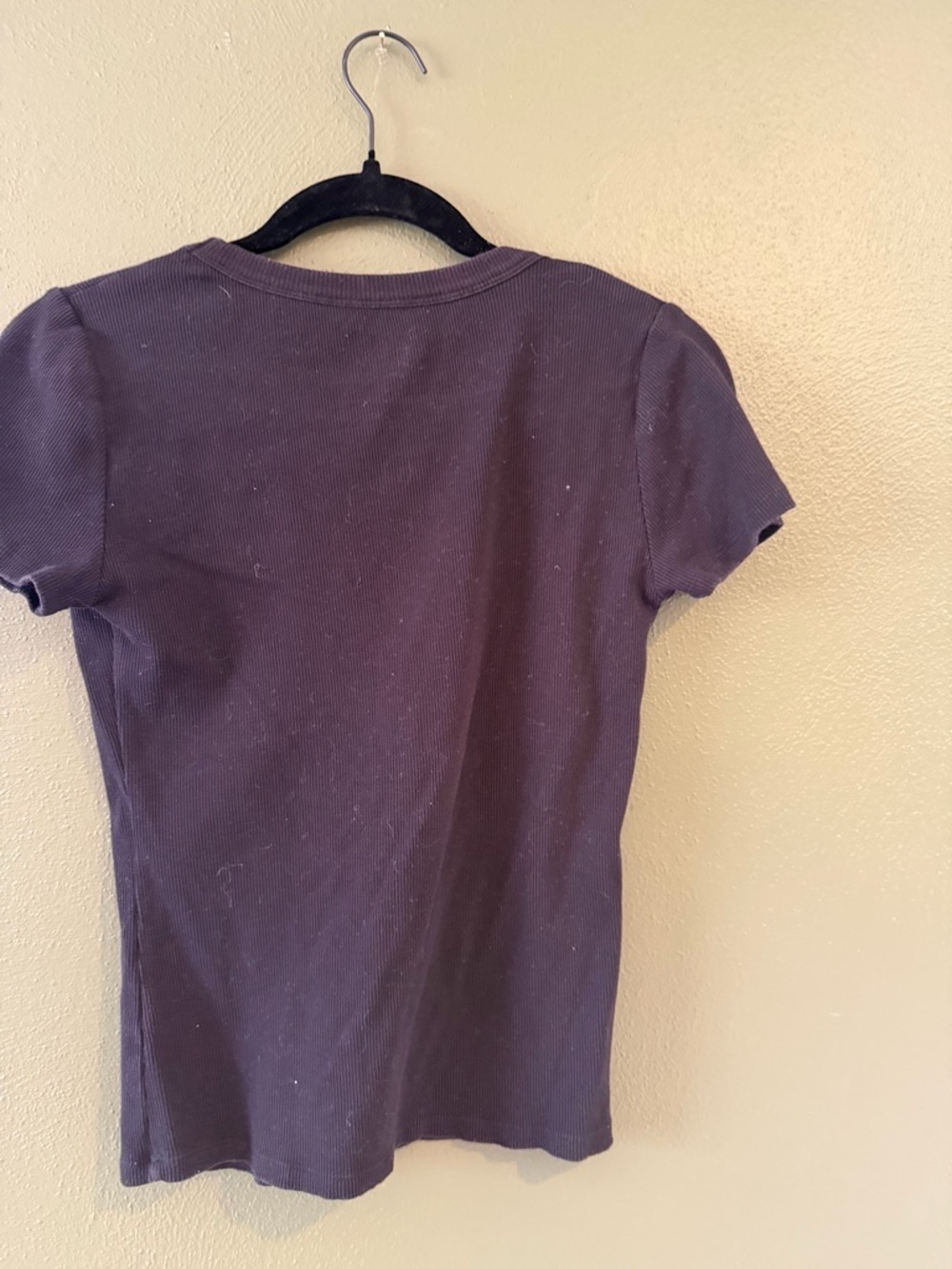 24/7 Maurice’s Women’s Black Short Sleeve Crewneck Tee - Picture 3 of 3